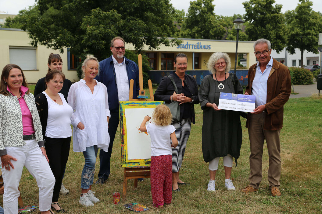 20.000-Euro-Spende_für_ukrainische_Kinder_in_Troisdorf 20.000-Euro-Spende_für_ukrainische_Kinder_in_Troisdorf