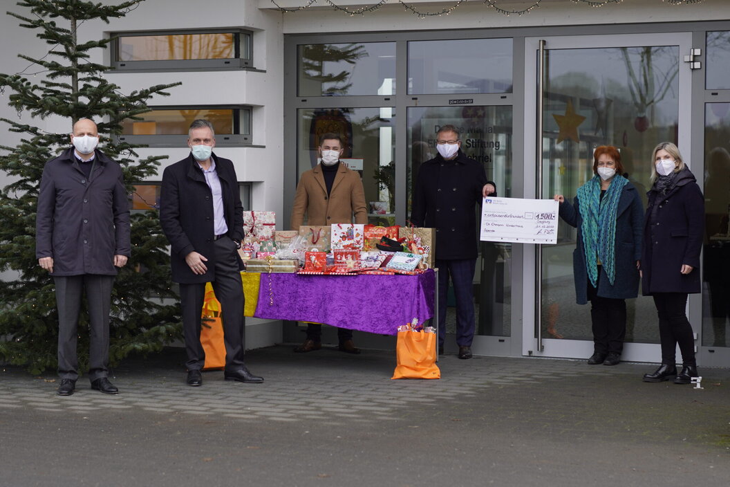 201223-VR-Bank-2048x1365 201223-VR-Bank-2048x1365
