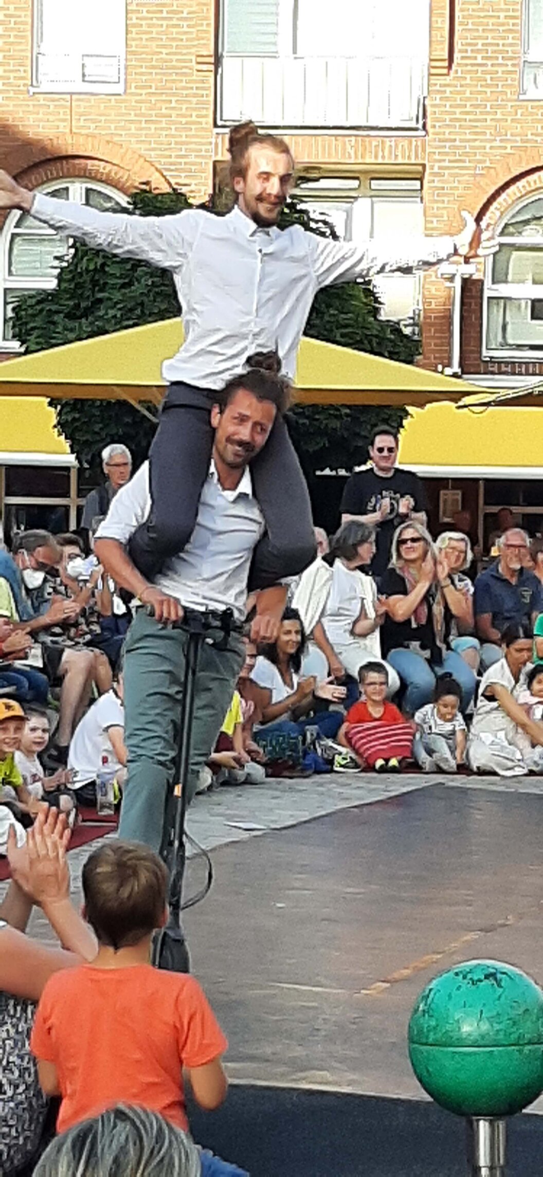 2022_VNNW_-_Fischerplatz__Tour1_Compagnie_Wurst__1_ 2022_VNNW_-_Fischerplatz__Tour1_Compagnie_Wurst__1_