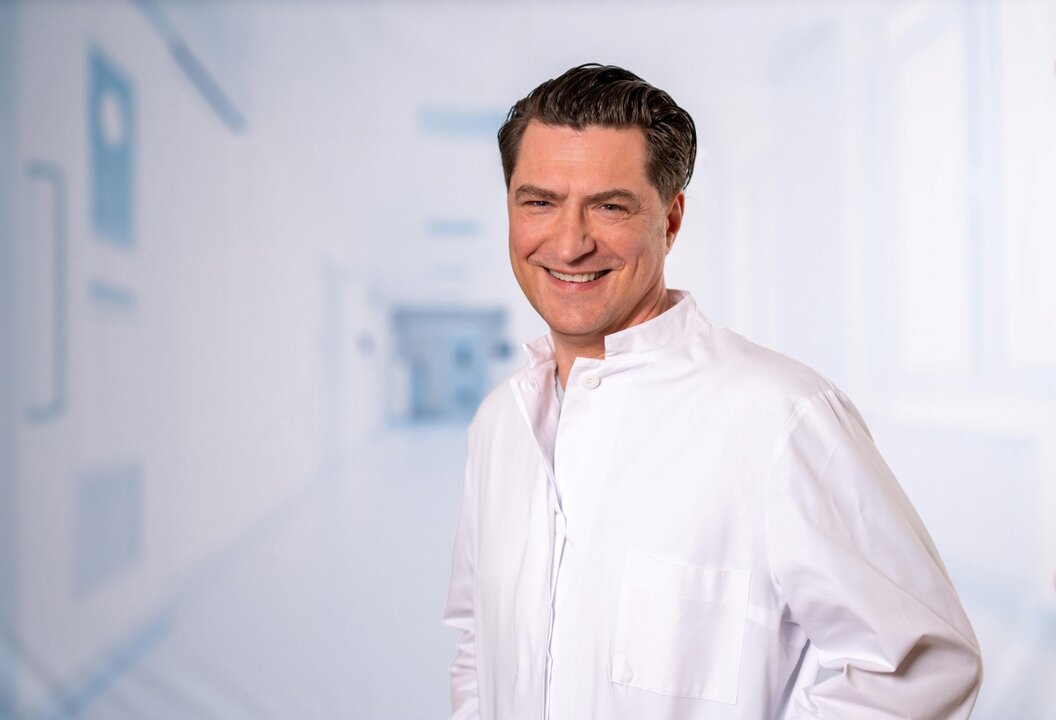 2023.01_Prof. Dr. med. Sebastian Paus 2023.01_Prof. Dr. med. Sebastian Paus
