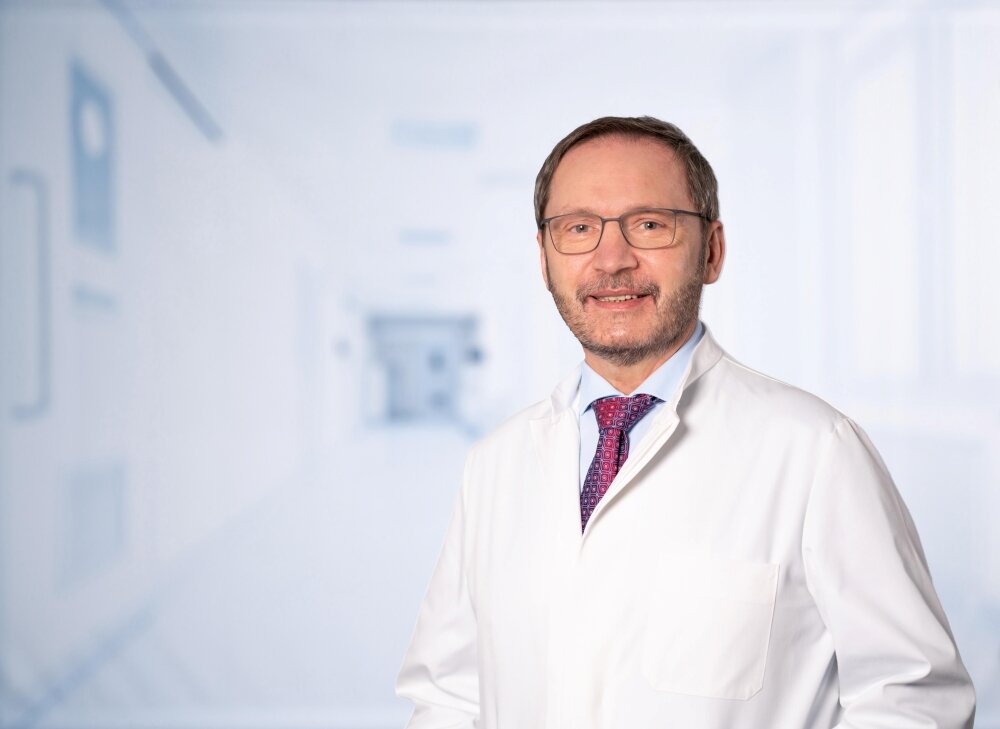 2023_03_Dr. med.Adalbert_Waida_FS_01658_RetuscheNEU.20240513084513572 2023_03_Dr. med.Adalbert_Waida_FS_01658_RetuscheNEU.20240513084513572