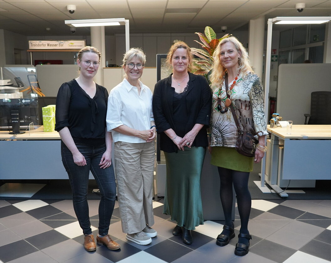 2025_Vernissage_ImLichtBetrachtet_7773 2025_Vernissage_ImLichtBetrachtet_7773