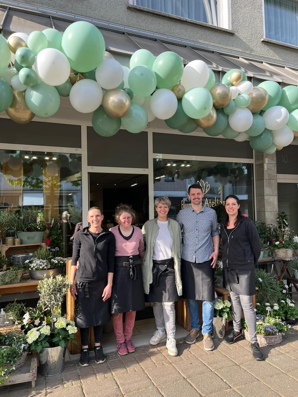 461579306907-Blumen-Atelier-Team 461579306907-Blumen-Atelier-Team
