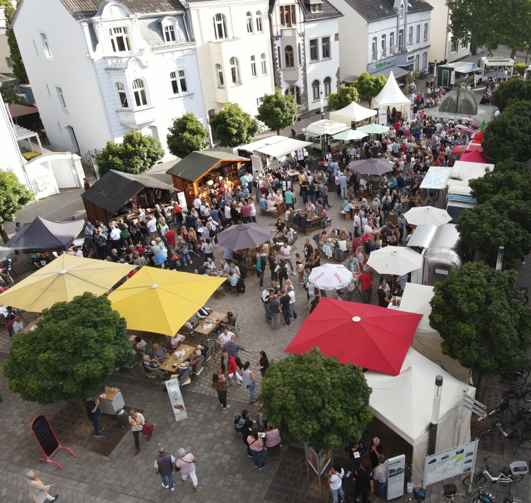 Abendmarkt_in_Troisdorf Abendmarkt_in_Troisdorf