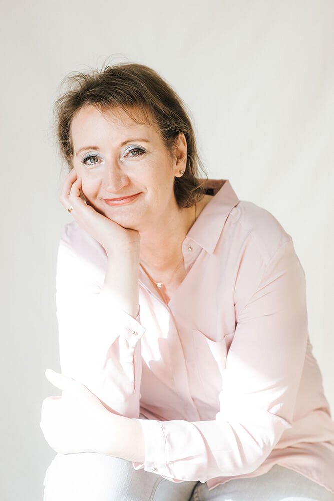 angela angela
