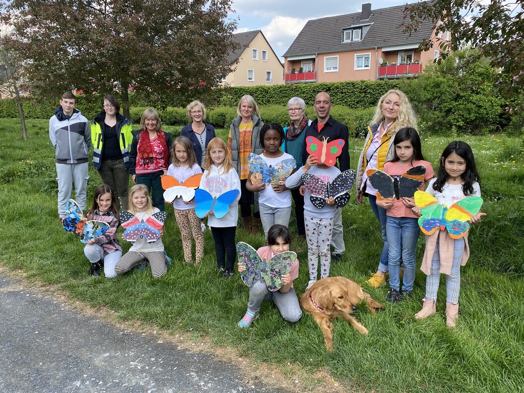 Blühwiese_Oberlar_Schemtterlinge_Trogata_Janosch_Grundschule_1 Blühwiese_Oberlar_Schemtterlinge_Trogata_Janosch_Grundschule_1