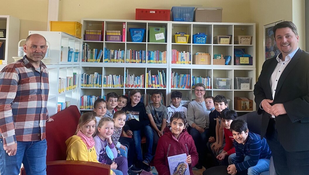 Bürgermeister_Biber_in_Evgl_Grundschule_1 Bürgermeister_Biber_in_Evgl_Grundschule_1