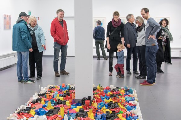 Kunsthaus_Ausstellung_Ornament_Foto_Frank_Baquet (1) Kunsthaus_Ausstellung_Ornament_Foto_Frank_Baquet (1)