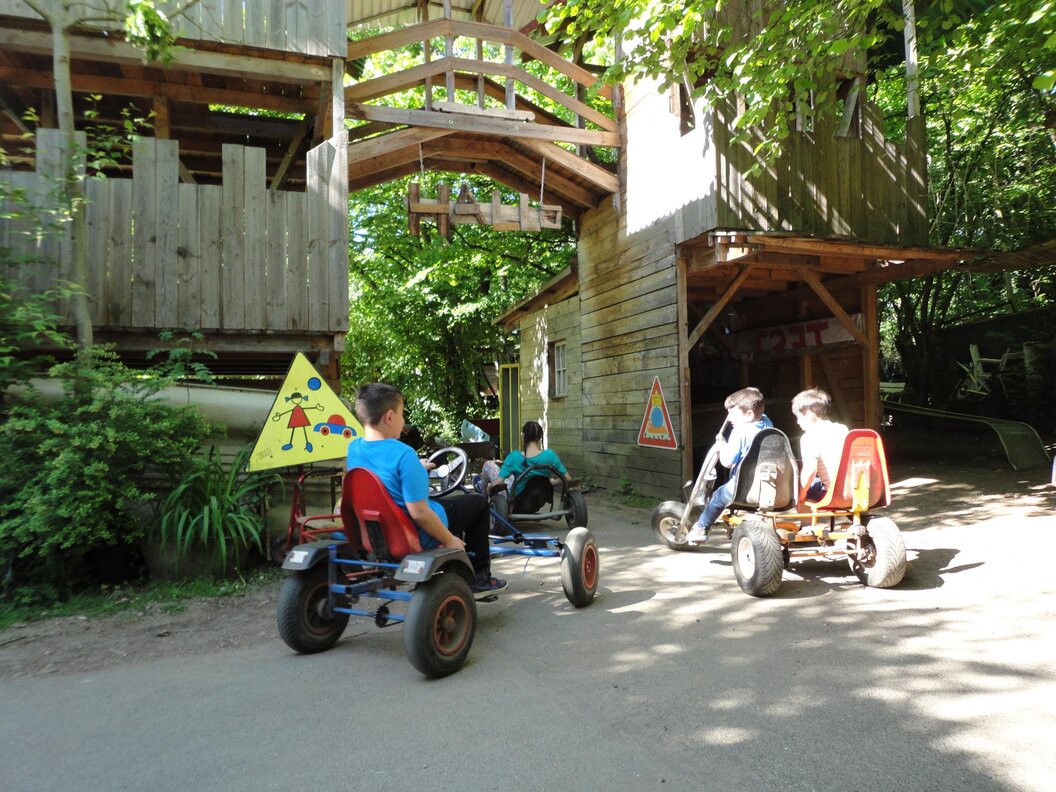 spielplatz64_n spielplatz64_n