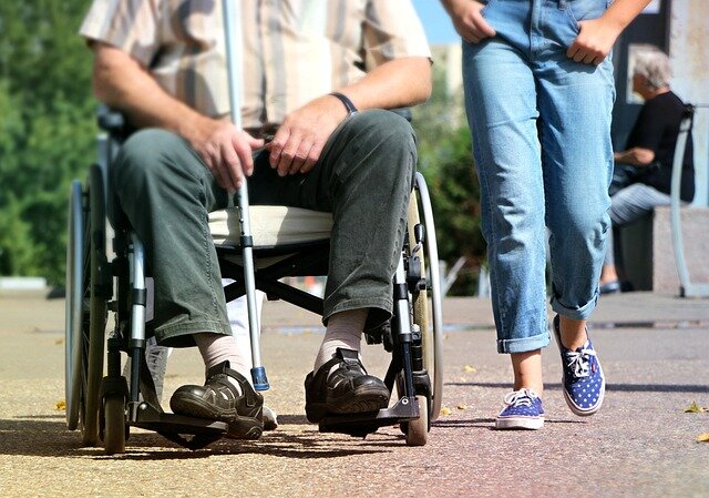 wheelchair-1629490_640 wheelchair-1629490_640