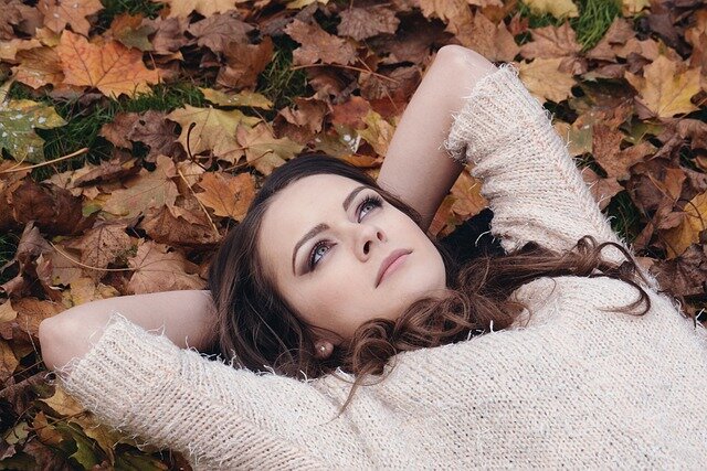 woman-g24c07dfed_640