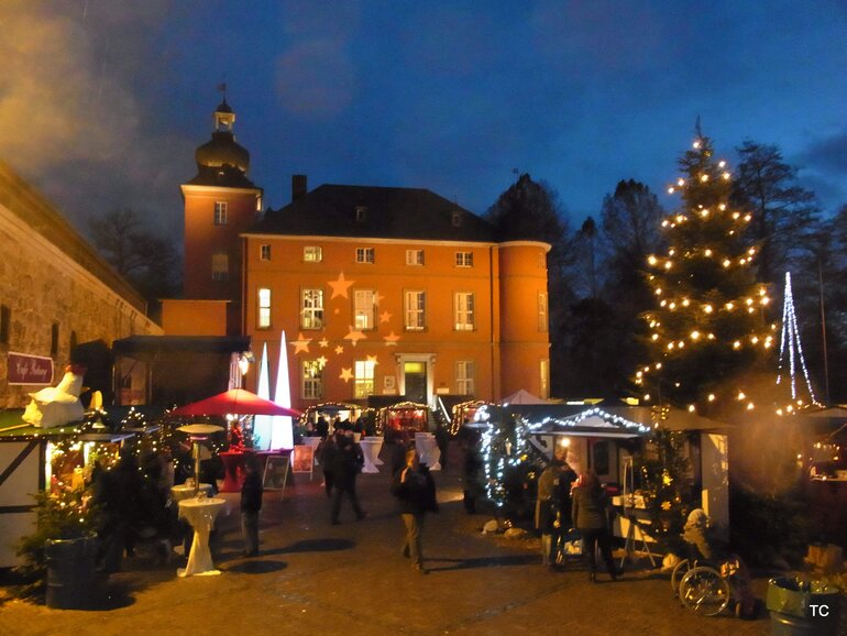 Weihnachtsmarkt Burg Wissem _2014 (55)