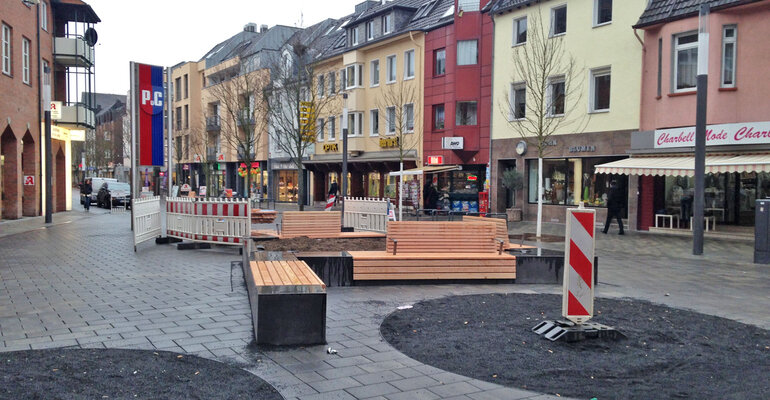 Neue Bänke