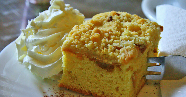 Selbstgebackener Streuselkuchen