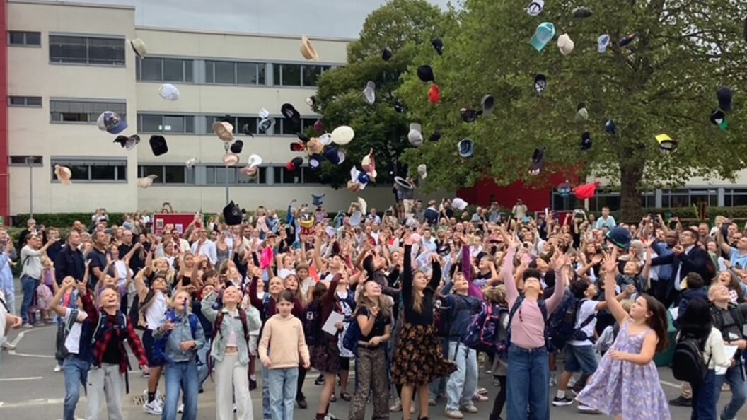 „Mützen statt Luftballons“– Einschulung 2026 der neuen Fünftklässler am HBG