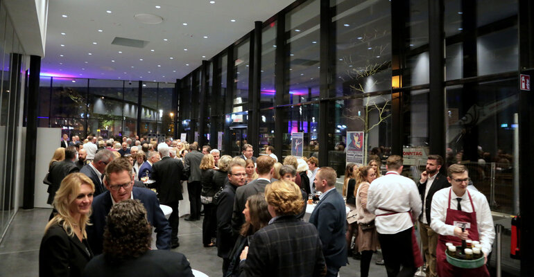 Benefizkonzert-der-Kinderstiftung-in-der-Stadthalle_2