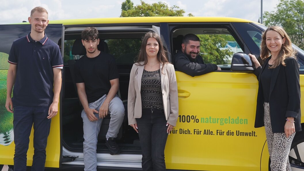 Mit Energie in die Zukunft: Stadtwerke begrüßen vier neue Auszubildende