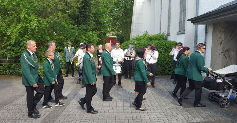 Tambourcorps Blau Weiß Spich