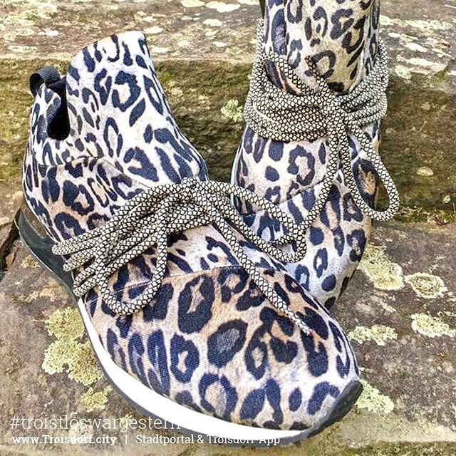 Hello Tigerlilly Diese wilden Schuhe  könnt ihr jetzt bei traudichrein shoppen  Mit diesen ausgefallenen Sneaker im LeopardenMuster seid ihr auf je...