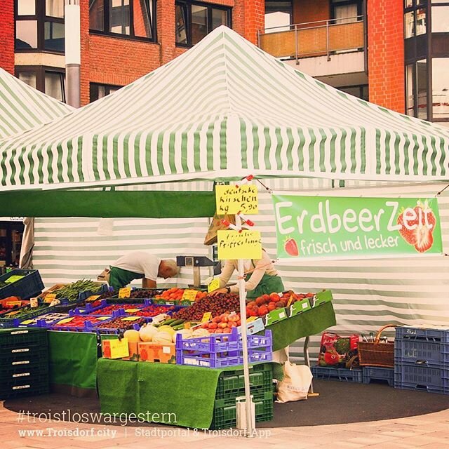 Wir lieben Erdbeeren  In der Innenstadt könnt ihr jetzt yummy Erdbeeren sowie weiteres leckeres Obst kaufen Die perfekte Ergänzung zum Sommerwetter...